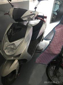 国产踏板摩托车拆箱视频,一窥制造工艺与细节